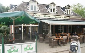 Hotel Café Zaal Heezen  2*